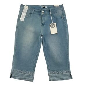 Sandpiper Mid Rise Jegging Capri Jeans Light Wash Embroidered Hem 16W NEW Cozy